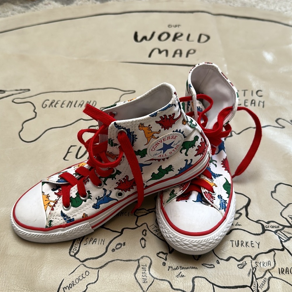 Unique Dinasour print Converse. Size 2 kids.
